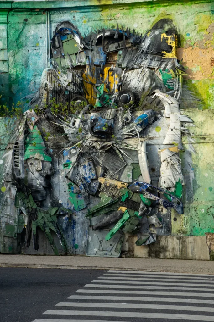 Big Raccoon, por Bordalo II - Belem in Lissabon