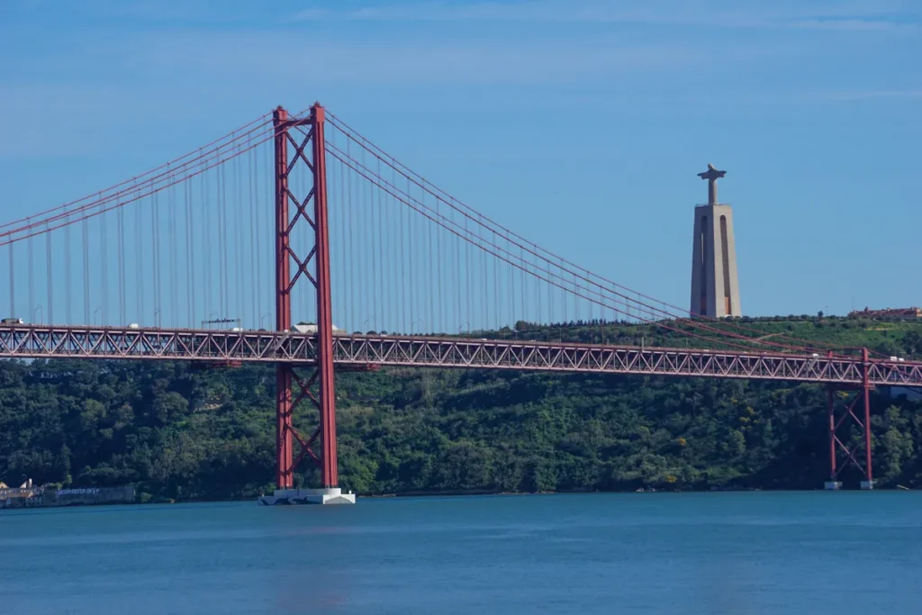 Ponte 25 de Abril in Lissabon