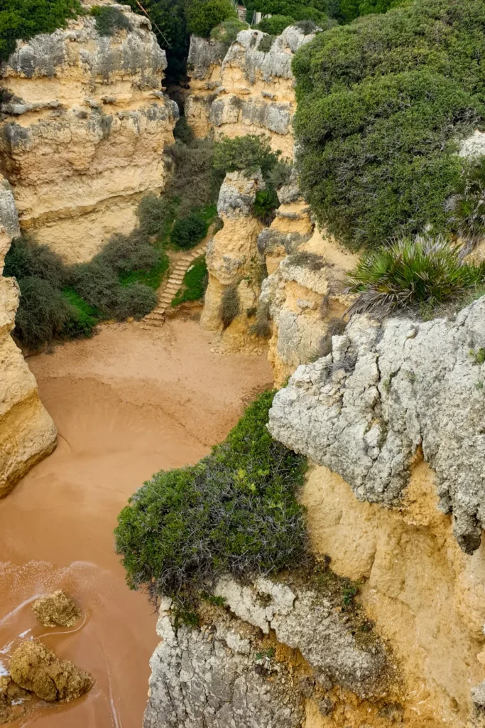 Praia do Ninho de Andorinha - Albufeira - Algarve
