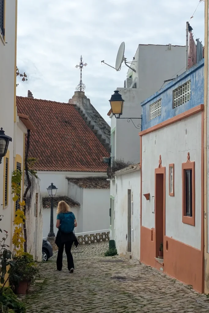 De smalle straatjes in Alte Algarve