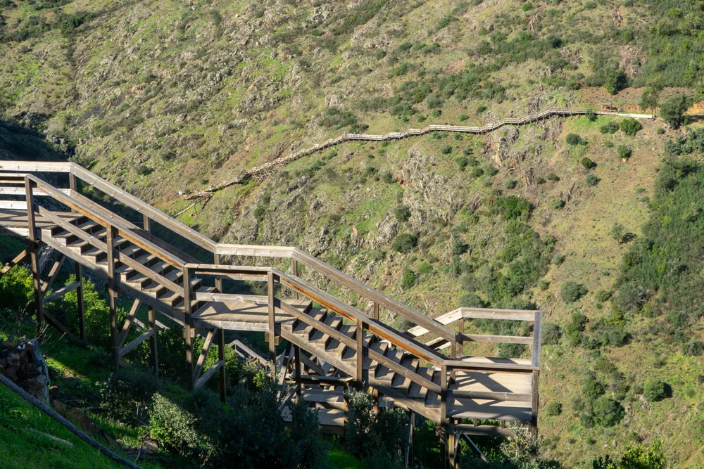 De hangbrug bij Monchique - Wandeltip Algarve